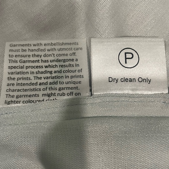 Rococo Sand - Long crinkle chiffon dress - Picture 11 of 11